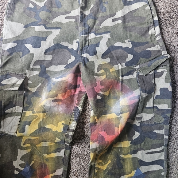 Camo Pants With Custom Paint - Picture 2 of 6